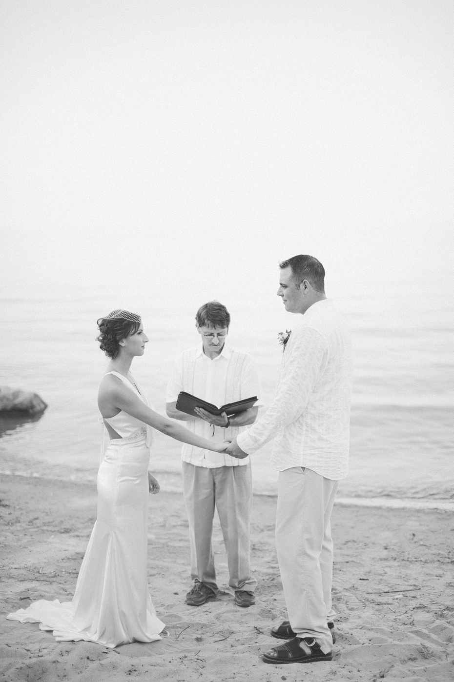 ort Huron Wedding Photography Photographer Michigan Heather J Ann Arbor Beach Wedding