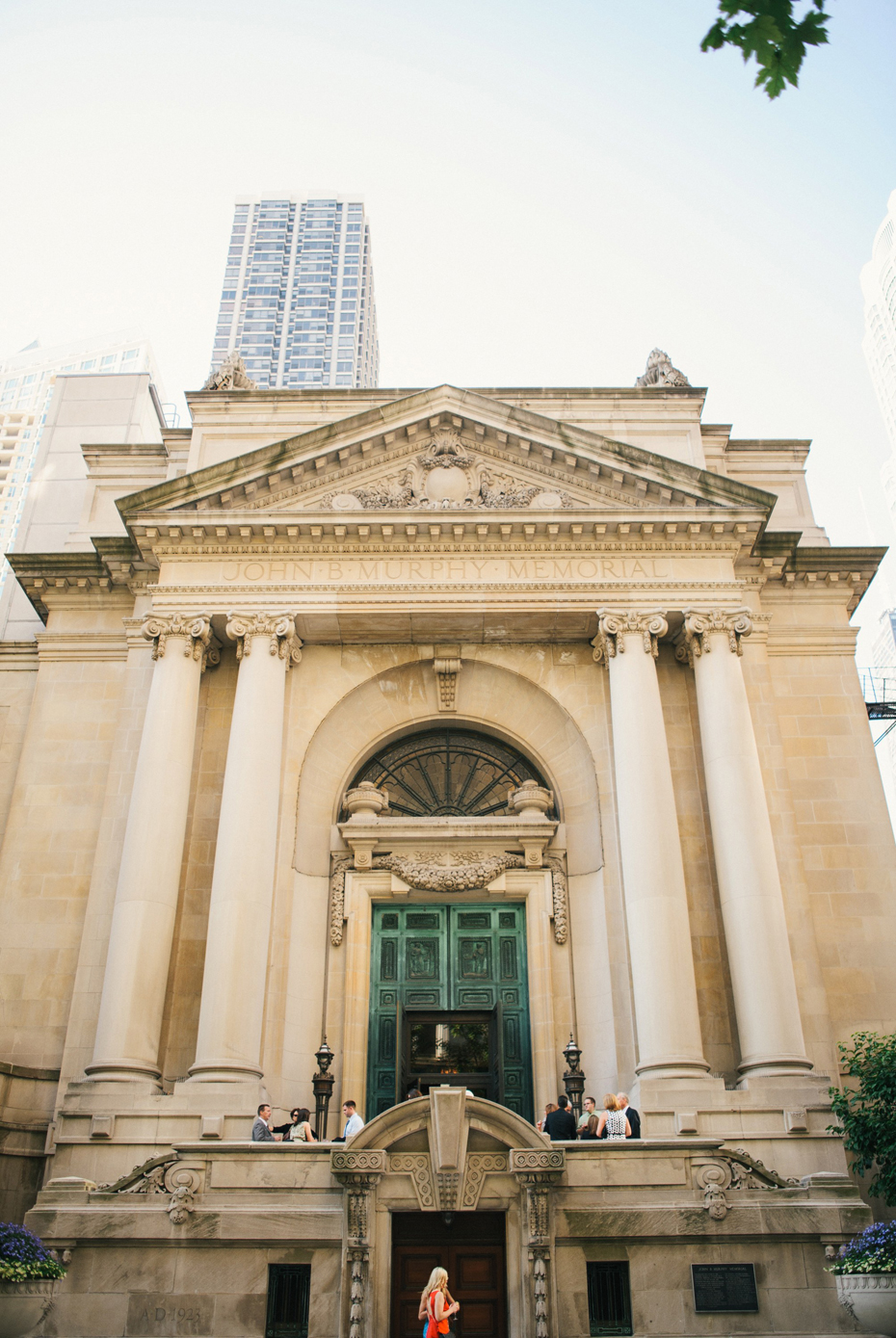 The exterior of The Murphy Building in Chicago, by Michigan Wedding Photographer, Heather Jowett
