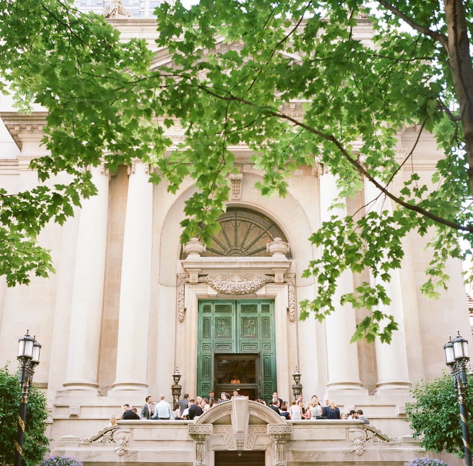 The exterior of The Murphy Building in Chicago, by Michigan Wedding Photographer, Heather Jowett