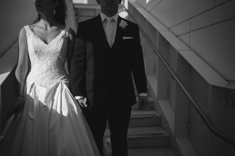 Bride and groom photograph at the Detroit Institute of Arts photography by Heather Jowett