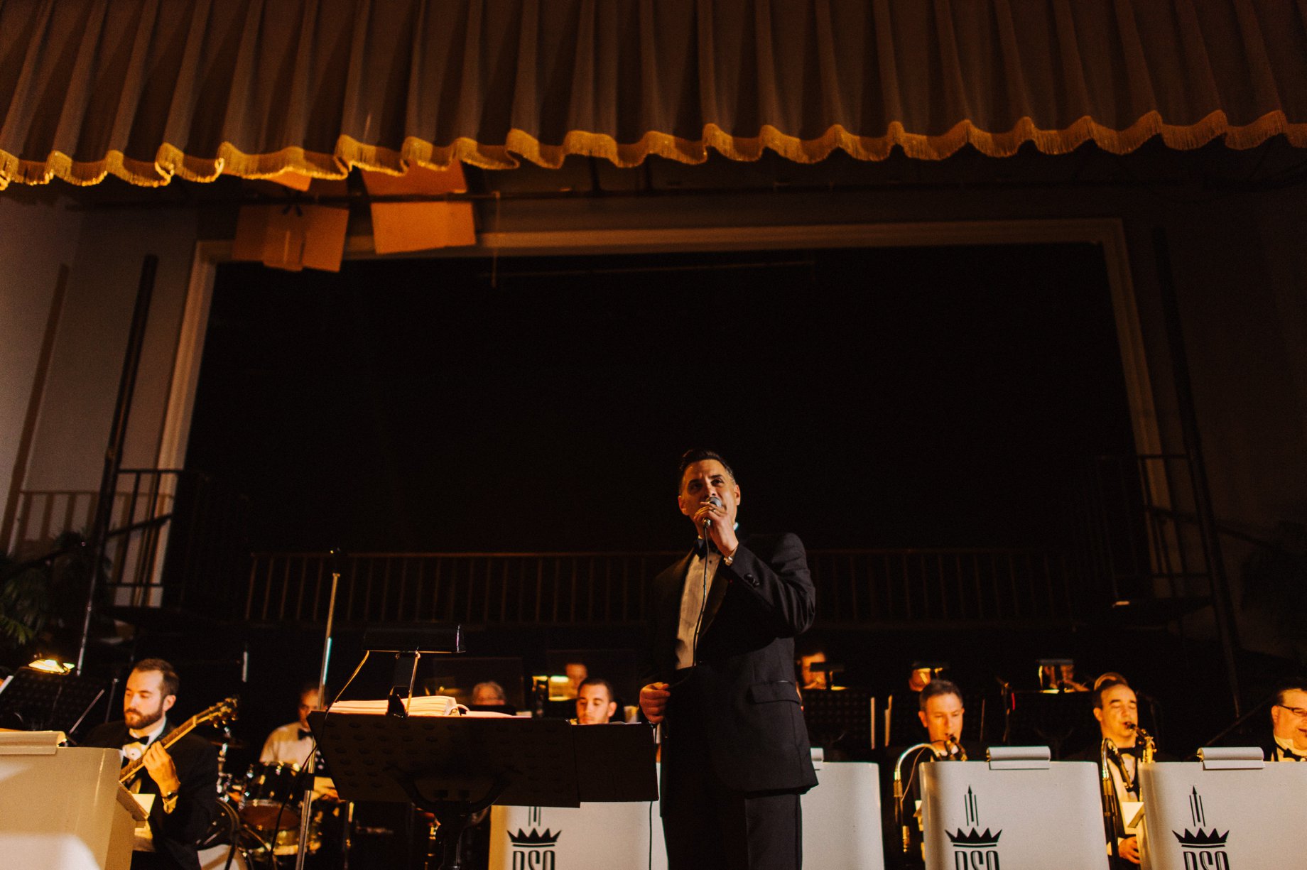 crooner singing at wedding reception