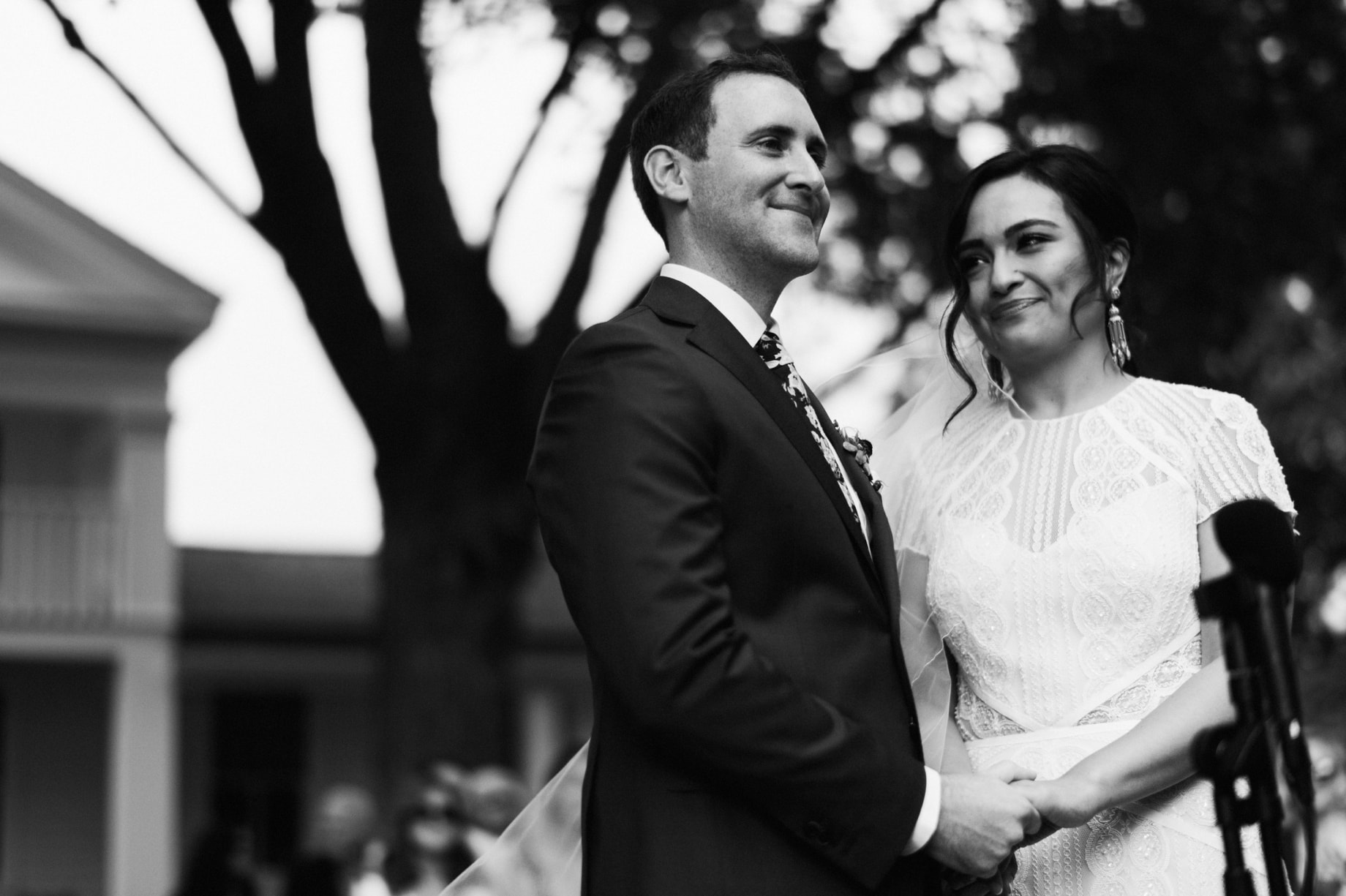 candid wedding photography by detroit wedding photographer Heather Jowett