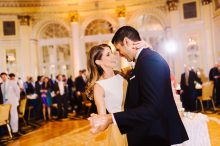 modern and candid wedding photography