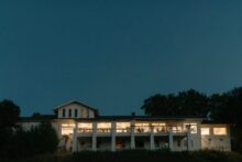 exterior of bay view country club at night